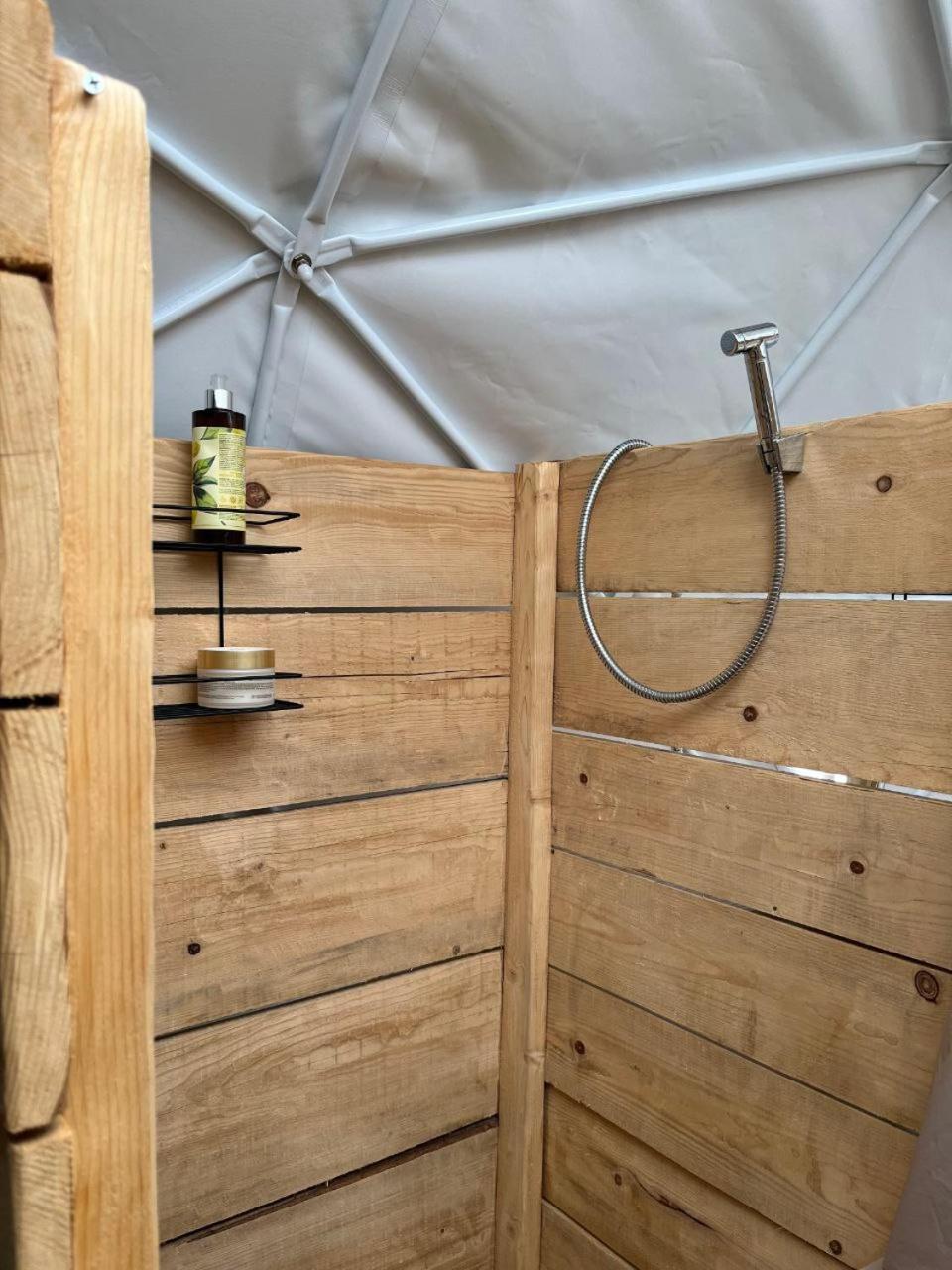 Glamping Rose Hotel Radovici Eksteriør billede