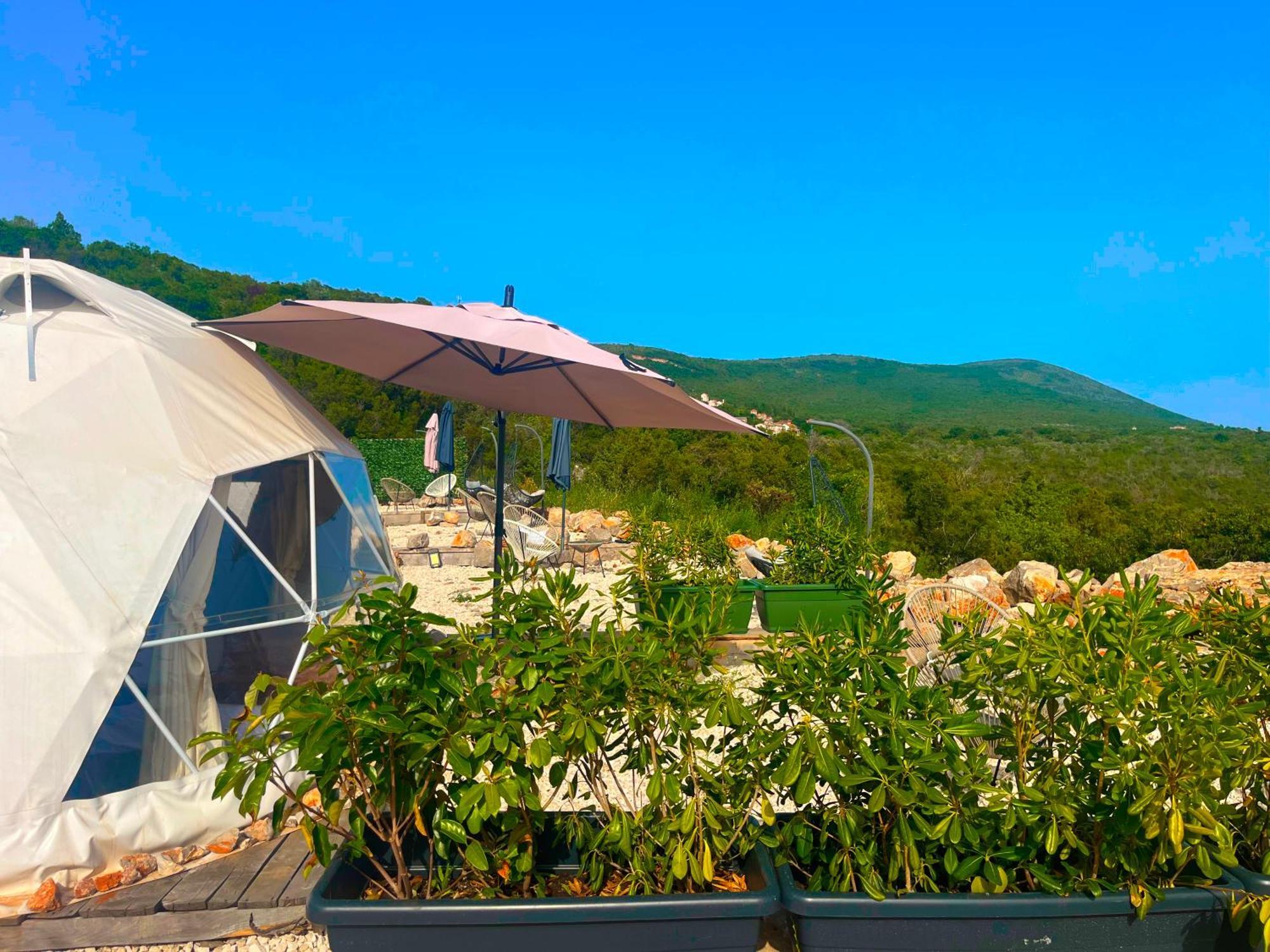 Glamping Rose Hotel Radovici Eksteriør billede